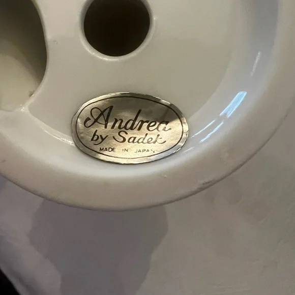 Andrea By Sadek Child Boy Bust Statue / Figurine - Picture 3 of 3